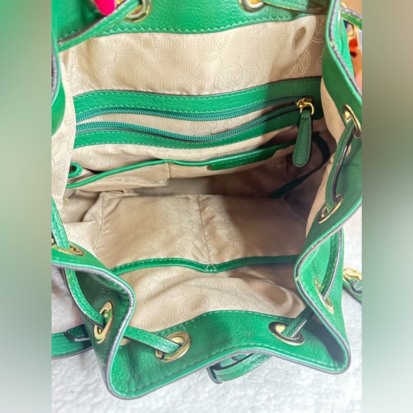 MK Bucket Bag - Picture 10 of 15